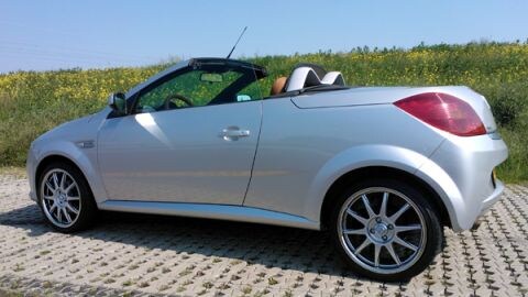 Opel Tigra TwinTop 1.4 Rhythm (2008)