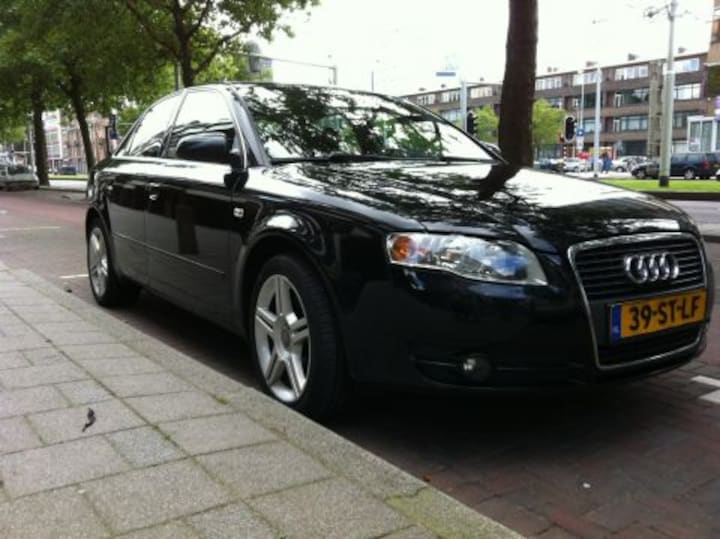 Audi A4 2.0 TDI 140pk Pro Line (2006)