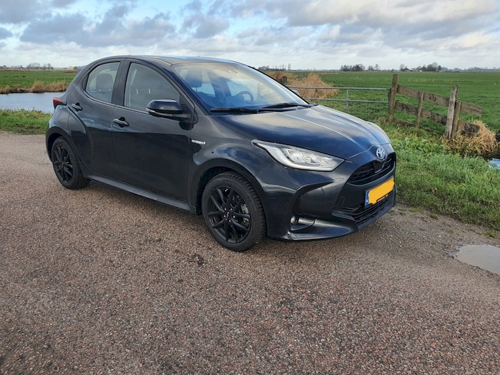 Toyota Yaris 1.5 Hybrid Dynamic (2020)