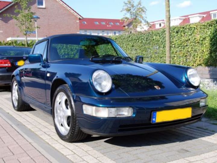 Porsche 911 Carrera 4 Targa (1991)