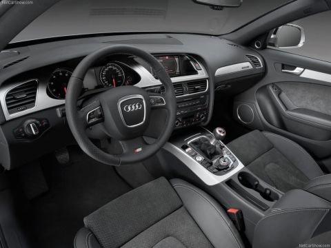 Audi A4 Avant 2.0 TDI 120pk S Edition (2010)