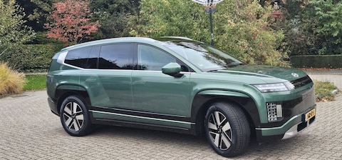 Hyundai Ioniq 9 110.3kWh AWD Connect+