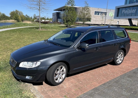 Volvo V70 D4 Nordic+ (2015)