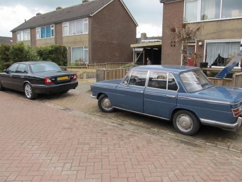 BMW Der neue klasse Hellmuth. (1971)