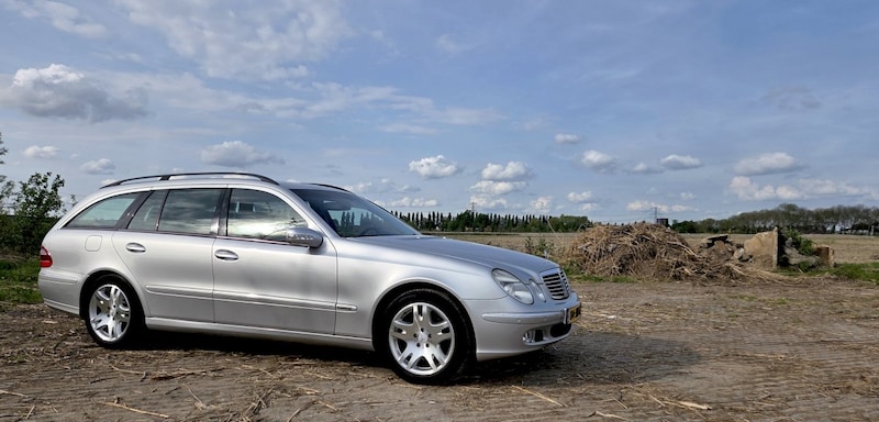 Mercedes-Benz E 240 Elegance Combi (2004)