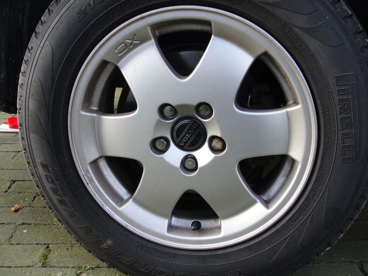 Volvo V70 Cross Country 2.4 T (2002)
