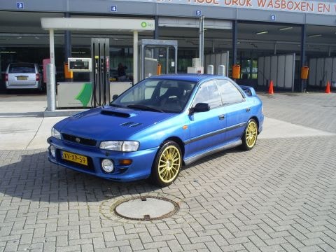 Subaru Impreza 2.0 GT Turbo AWD (1999)