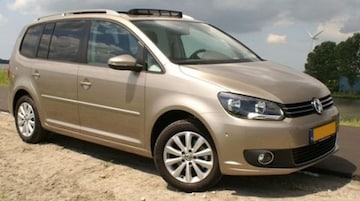 Volkswagen Touran 1.2 TSI BMT Highline (2012)