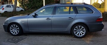 BMW 525i Touring Executive (2010)