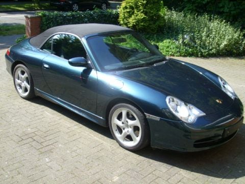 Porsche 911 Carrera Cabriolet (1995)