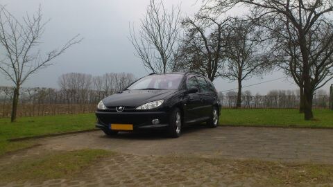 Peugeot 206 SW XS 2.0 HDI (2003)