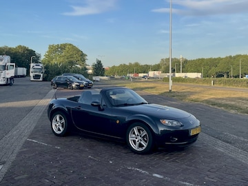 Mazda MX-5 2.0 S-VT Touring (2006)