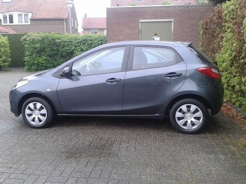 Mazda 2 1.3 BiFuel Cool (2012)