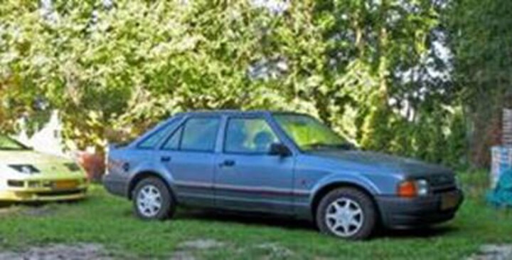 Ford Escort 1.6 Europa