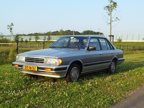 Daihatsu Charmant 1300 LD Luxe (1988)