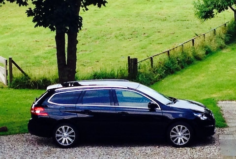 Peugeot 308 SW Blue Lease Executive 1.6 BlueHDi 120