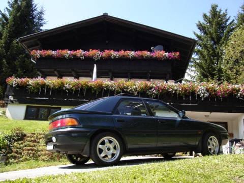 Mazda 323 F 1.6i GLX (1993)