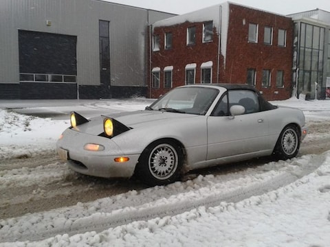 Mazda MX-5 1.6i
