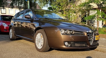 Alfa Romeo 159 Sportwagon 1.9 JTS Elegante (2008)