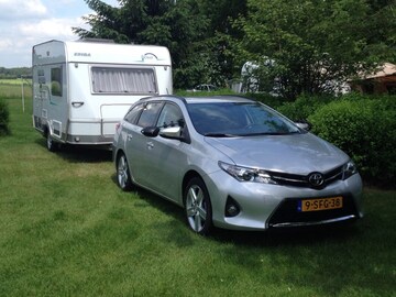 Toyota Auris Touring Sports 1.6 VVT-i Dynamic (2013)