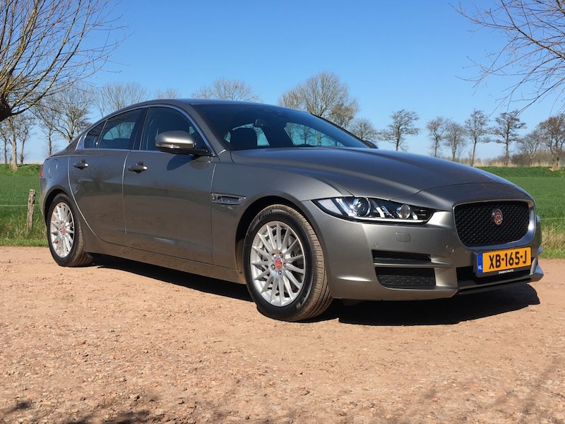 Jaguar XE E-Performance Prestige (2019)