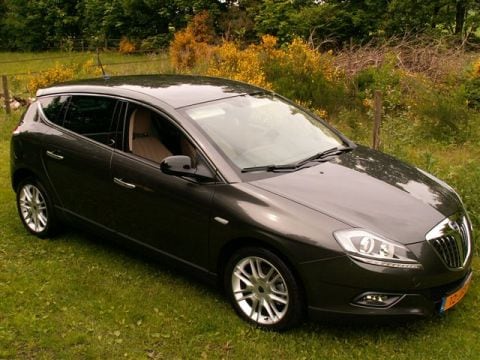 Lancia Delta 1.4 T-Jet 120pk Oro (2009)