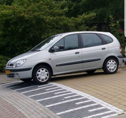 Renault Scénic RXE 1.6 16V