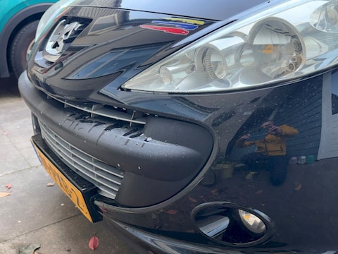 Peugeot 206+ XS 1.4 (2011)