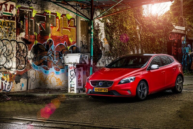 Volvo V40 D2 R-Design (2013)