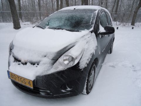 Chevrolet Spark 1.0 LS (2012)