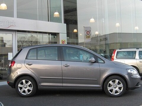 Volkswagen Golf Plus 1.6 16V FSI Comfortline (2005)