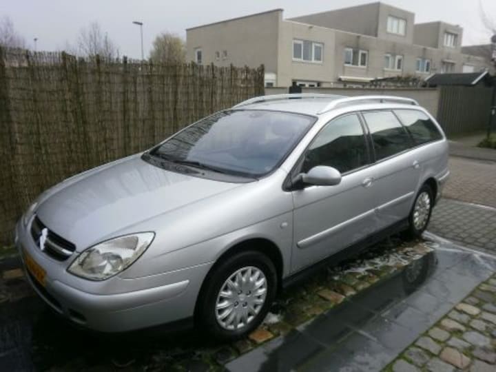 Citroën C5 Break 2.0 16V Ligne Prestige (2004)