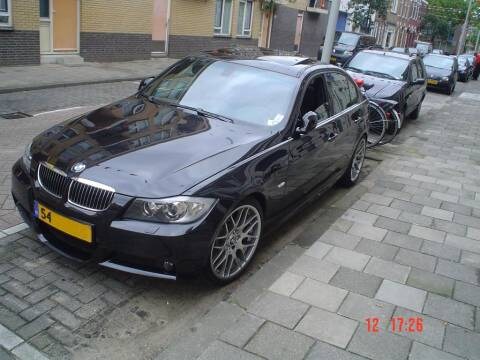 BMW 330i High Executive (2006)