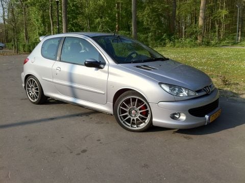 Peugeot 206 Grand Tourisme 16V (1999)
