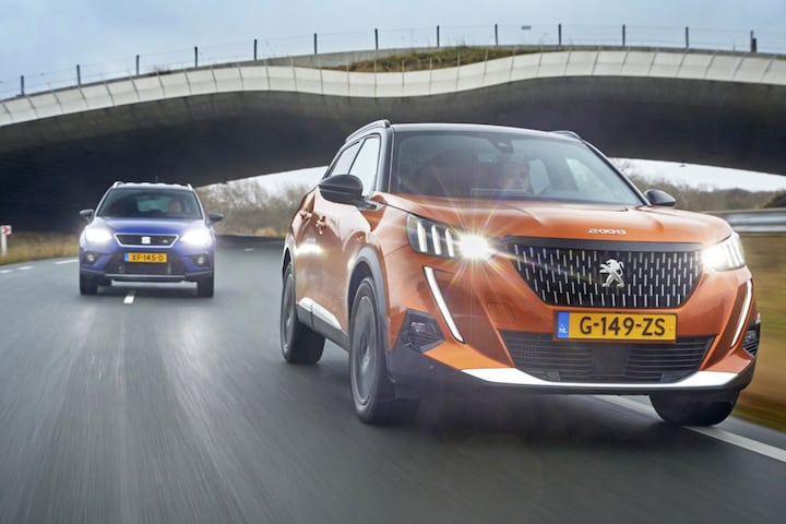 Seat Arona Peugeot 2008 crossover