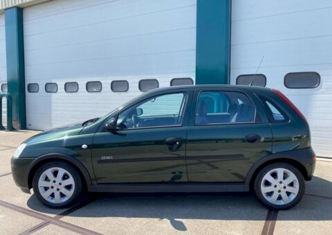 Opel Corsa 1.4-16V Elegance