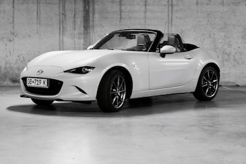 Mazda MX-5 SkyActiv-G 160 GT-M (2015)