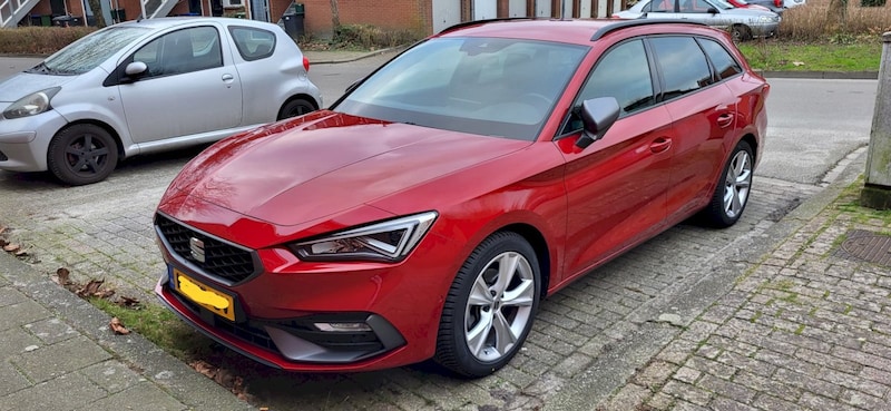 Seat Leon Sportstourer 1.0 eTSI 110pk FR Business Intense (2021)