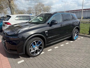 Lynk & Co 01 (2022)