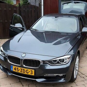 BMW 328i Touring High Executive (2012)