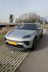 Porsche Macan 4S Electric (2024)