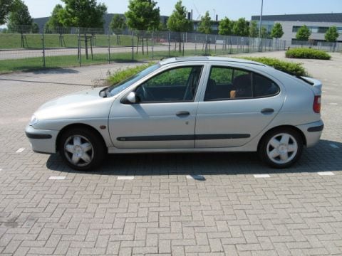 Renault Mégane RXI 1.6 16V (2000)