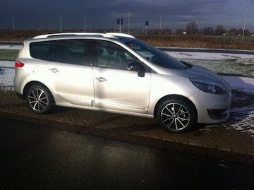 Renault Grand Scénic dCi 130 Energy Bose (2012)