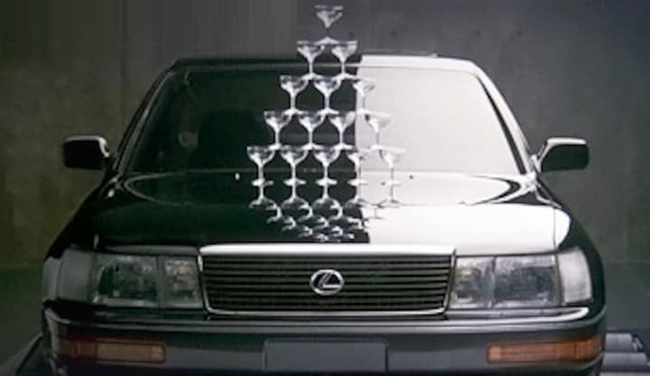 Lexus LS 400