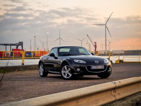 Mazda MX-5 Roadster Coupé 1.8 TS+