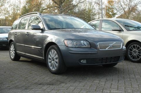 Volvo V50 2.0D Momentum (2004)