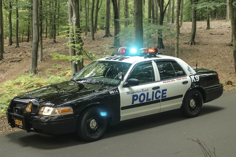 Ford Crown Victoria Police Interceptor (2000)