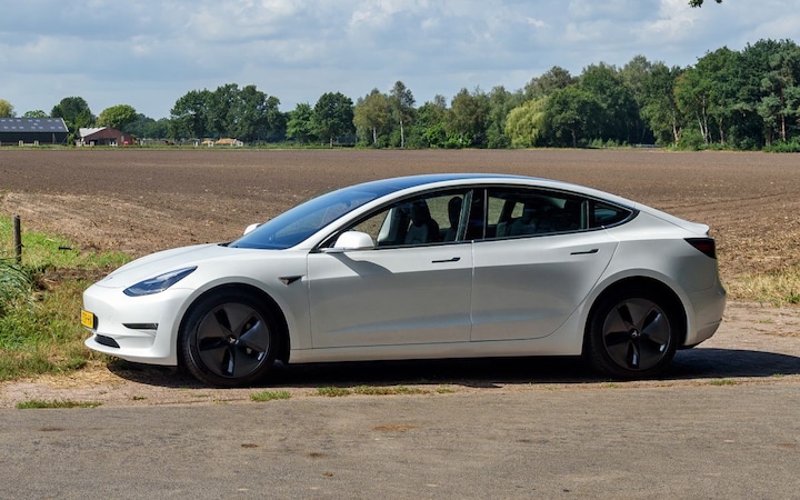 Tesla Model 3 Long Range AWD (2020)