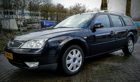 Ford Mondeo Wagon 2.0 16V First Edition