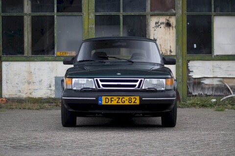 Saab 900i 16